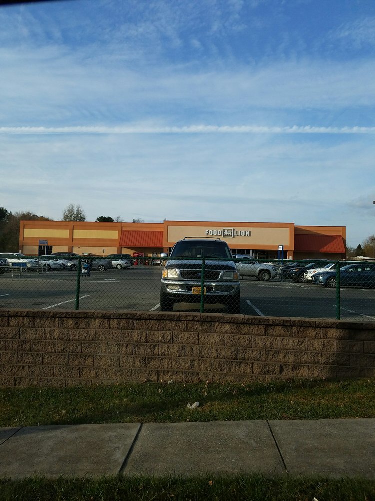FOOD LION STORE 2107 Updated October 2024 350 W Main St, Floyd