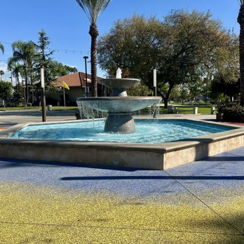 Irwindale Park - JAN 2026 - Water Fountain. ( ^_^)b - Parks Near Me - Irwindale, California