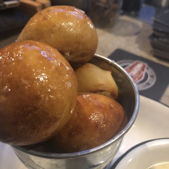 Park Tavern - 5 Warm Pretzels - New American Near Me - Delray Beach, Florida Park Tavern - 5 Warm Pretzels - New American Near Me - Delray Beach, Florida