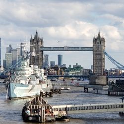 Travel by Celtan - Tower bridge and HMS Belfast.