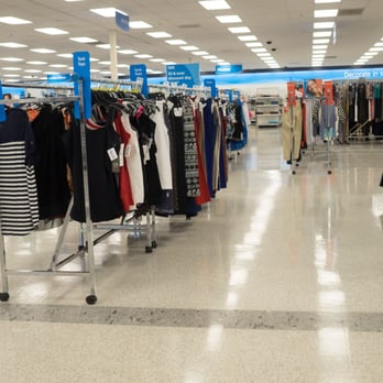 Ross Dress for Less - Even more empty space. - Department Stores Near Me - Sparks, Nevada
