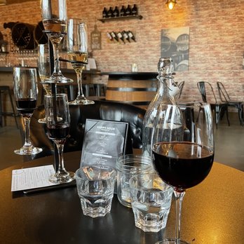 Rustic Cork Wine Bar - wine glasses and decanter - Wine Bars Near Me - Lake Stevens, Washington