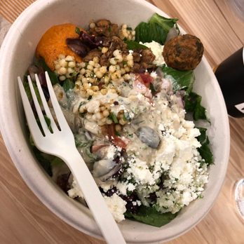 CAVA - Mediterranean Near Me - Pasadena, California