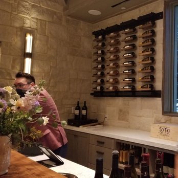Mutiny in the Heights - Wine Bars Near Me - Houston, Texas Mutiny in the Heights - Wine Bars Near Me - Houston, Texas