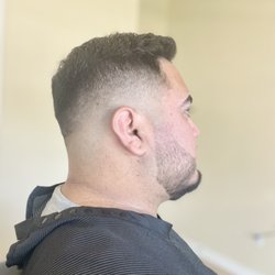 Studio 106 - Skin fade with beard work