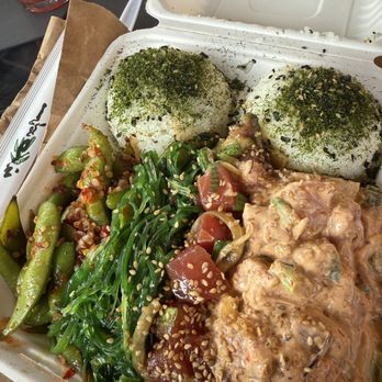 Jus' Poke - White Rice, Spicy Poke, Seaweed Salad, Shoyu Poke, Edamame - Hawaiian Near Me - Redondo Beach, California