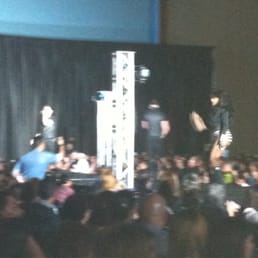 @kentytony a noche en el Fashion Show de B Star! @kentytony a noche en el Fashion Show de B Star!