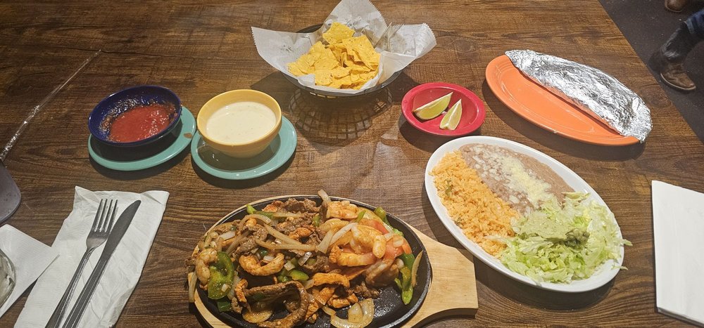 Food from El Rancho Grande