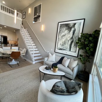 Meridith Baer Home - View from the balcony door. - Home Staging Near Me Meridith Baer Home - View from the balcony door. - Home Staging Near Me