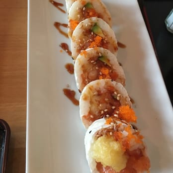 39 Degrees - atlantic roll - Japanese Near Me - Long Beach, California