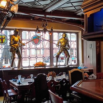 Mader's - German Near Me - Milwaukee, Wisconsin