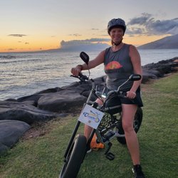 Sunset Chasers - Airbnb Experiences rental