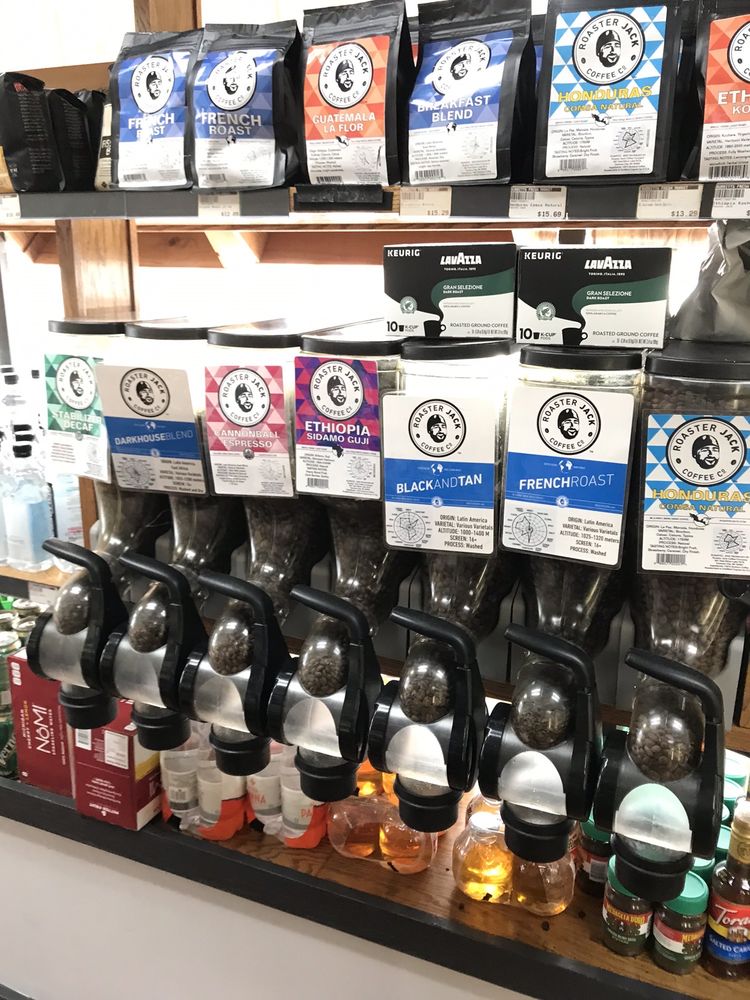 BURRITT’S FRESH MARKETS 41 Photos & 41 Reviews 509 W Front St