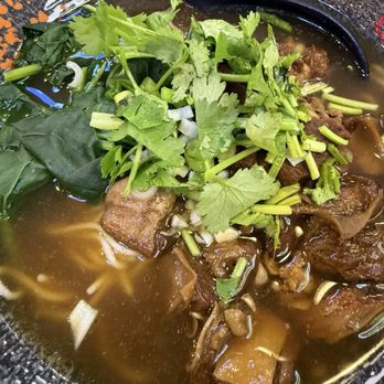 Gus Noodle House - Beef Brisket Noodle Soup - Chinese Near Me - Woodbury, New Jersey