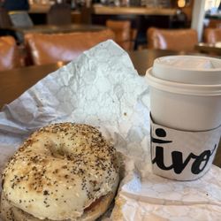 Green Bean Coffee - Everything bagel with smoked salmon cream cheese