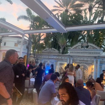 The Villa Casa Casuarina - Hotels Near Me - Miami Beach, Florida The Villa Casa Casuarina - Hotels Near Me - Miami Beach, Florida