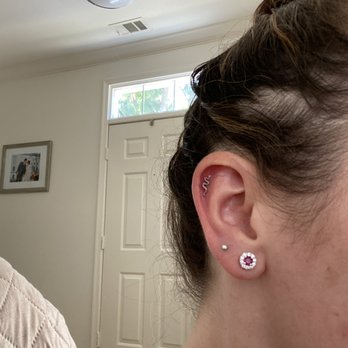 CraigPokesU - Helix piercing - Piercing Near Me - Arlington, Virginia CraigPokesU - Helix piercing - Piercing Near Me - Arlington, Virginia