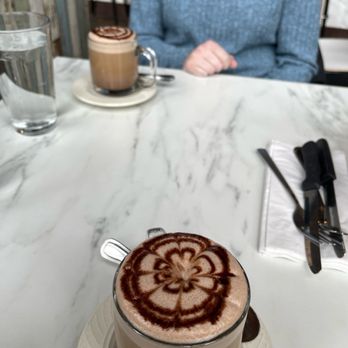 Egg - Breakfast & Brunch Near Me - Saint Louis, Missouri