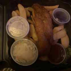 Crossroad Pub Restaurant - Fish and chips from the lunch menu.