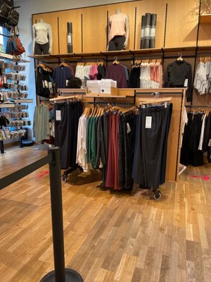 lululemon omaha locations