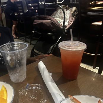 Red Lobster - Strawberry Lemonade - Seafood Near Me - Snellville, Georgia Red Lobster - Strawberry Lemonade - Seafood Near Me - Snellville, Georgia