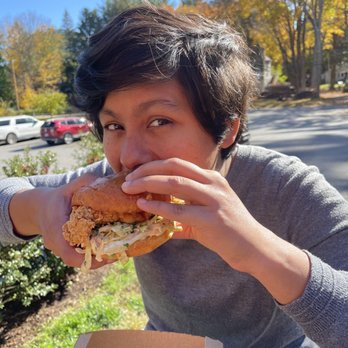 Nan's Kitchen  - Chicken Sandwich - Beer, Wine & Spirits Near Me - Stow, Massachusetts