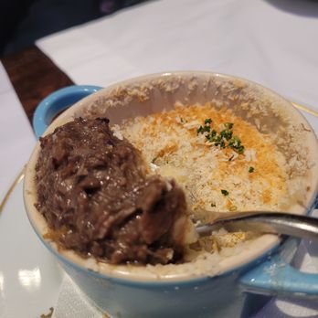 Cañete - Guisado de Rabo de Toro Deshuesado con Puré de Patata [Oxtail Bake] - Tapas/Small Plates Near Me - Barcelona, B