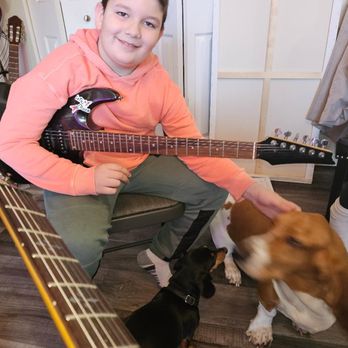 Mike Herndon Guitar Lessons - Musical Instruments & Teachers Near Me - Algonquin, Illinois Mike Herndon Guitar Lessons - Musical Instruments & Teachers Near Me - Algonquin, Illinois