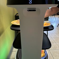 Cantina Catrin - Robot!
