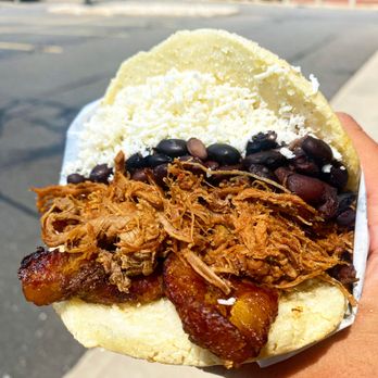 Somos Handcrafted Arepas - Arepa with Carne Mechada, Black Beans, Sweet Plantains and Fresco Cheese - Venezuelan Near Me - Shelton, Connecticut