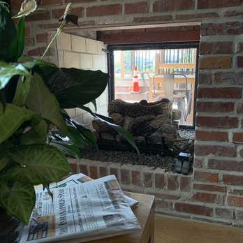 Schoolhouse 7 Cafe - Indoor/outdoor fireplace - Cafes Near Me - Fishers, Indiana Schoolhouse 7 Cafe - Indoor/outdoor fireplace - Cafes Near Me - Fishers, Indiana