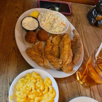 Old Mill Restaurant - Family Style Meals - American Near Me - Pigeon Forge, Tennessee Old Mill Restaurant - Family Style Meals - American Near Me - Pigeon Forge, Tennessee