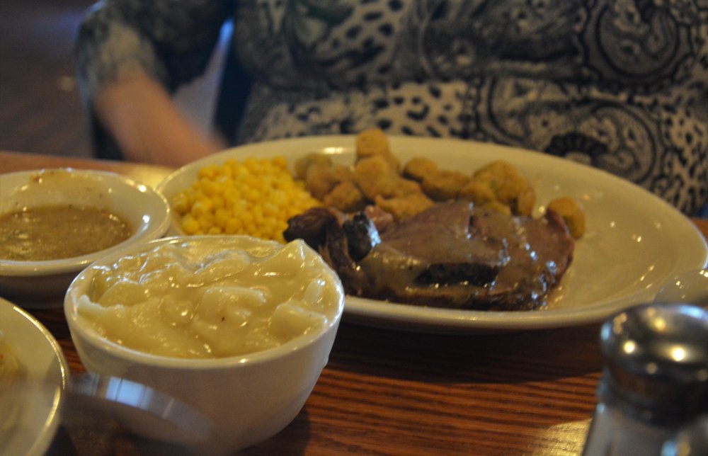 CRACKER BARREL OLD COUNTRY STORE 195 Photos & 142 Reviews 7809