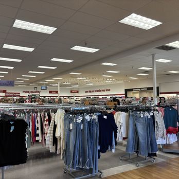 TJ MAXX - Updated February 2026 - 45 Photos & 75 Reviews - 4370 N