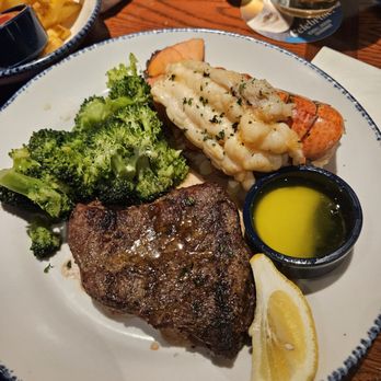 Red Lobster - Surf & Turf* - Seafood Near Me - Scottsdale, Arizona Red Lobster - Surf & Turf* - Seafood Near Me - Scottsdale, Arizona