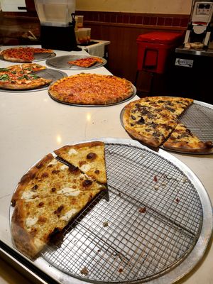 Andy's Pizza Adams Morgan by null