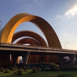 Los Arcos del Tercer Milenio - Los arcos del milenio