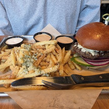 Tipsy Cow Burger Bar - Redmond - The Zeus - Burgers Near Me - Redmond, Washington