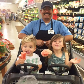 Albertsons - Grocery Near Me - San Marcos, California