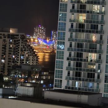 citizenM Miami Brickell - Hotels Near Me - Miami, Florida citizenM Miami Brickell - Hotels Near Me - Miami, Florida