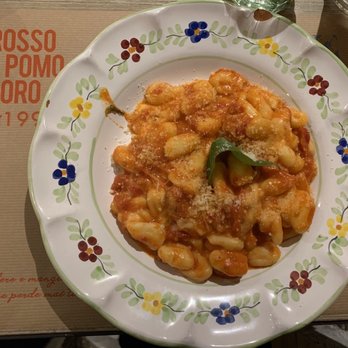 Rossopomodoro - Gnocchi - Napoletana Near Me - Venezia, VE Rossopomodoro - Gnocchi - Napoletana Near Me - Venezia, VE