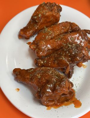 Orange Lee’s PoBoys & Wings by null