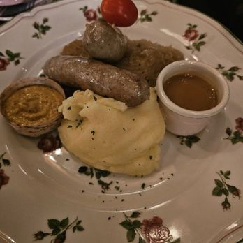 Alpenrose Vail - Truffle bratwurst - German Near Me - Vail, Colorado Alpenrose Vail - Truffle bratwurst - German Near Me - Vail, Colorado