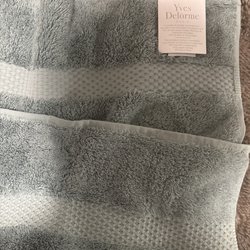 Yves Delorme - Luxurious guest towel