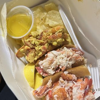 Bite Into Maine - Lobster roll flight: curry, wasabi, connecticut - Seafood Near Me - Portland, Maine