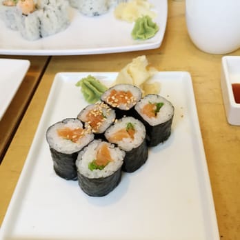 Moshi Moshi - A sub-par California Roll with mushy rice and soggy seaweed paper. - Sushi Bars Near Me - San Francisco, California