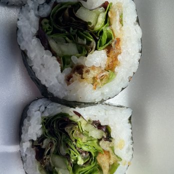 Kiraku - Spider roll with the smallest sliver of crab I've ever seen. - Sushi Bars Near Me - Gardena, California