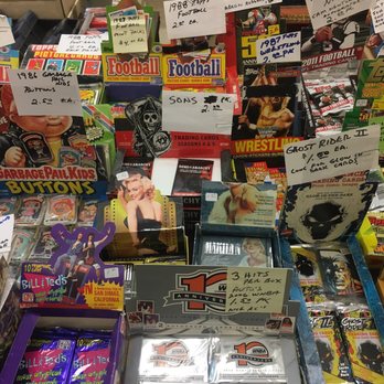 Mall 205 - Come to the Mall 205 Sports Card Show Saturday's February 23, March 9, and April 13, 2019 inside the Mall from 10:00 am to 3:00 pm. - Shopping Centers Near Me - Portland, Oregon