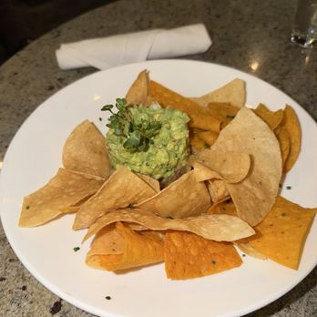 Chelsea's Kitchen - Tuna Tartare & Guacamole - New American Near Me - Phoenix, Arizona