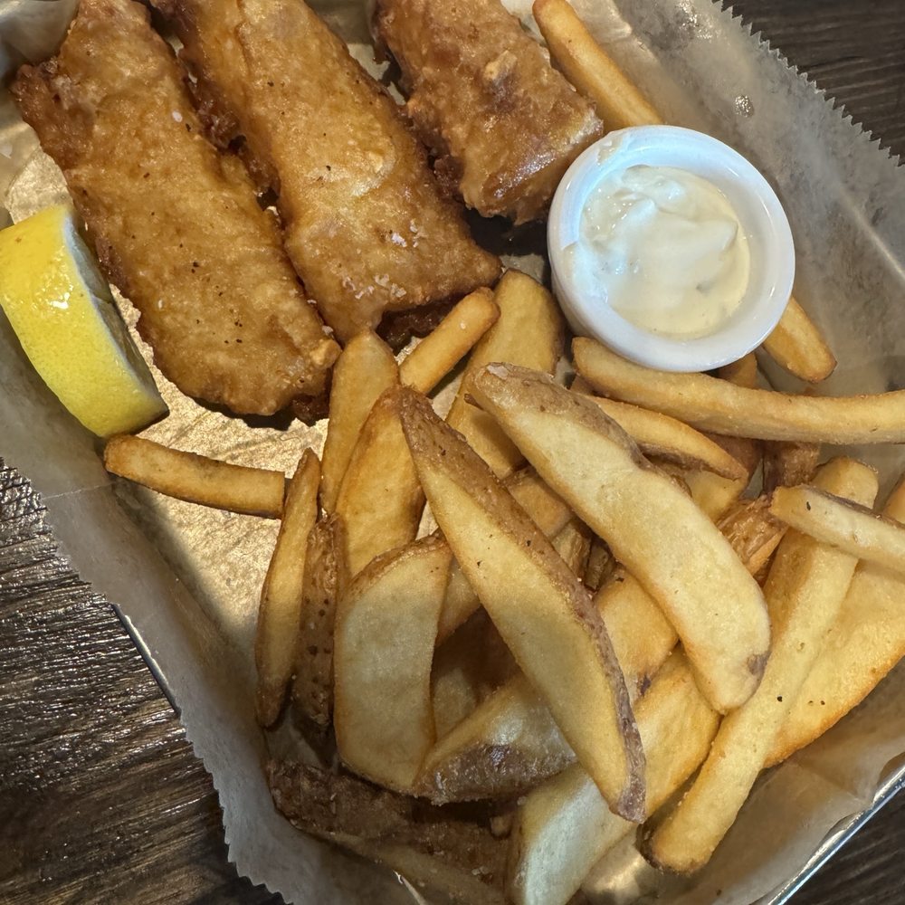 The Wobbly Whale - Fish and chips - Pubs Near Me - St. Augustine, Florida The Wobbly Whale - Fish and chips - Pubs Near Me - St. Augustine, Florida